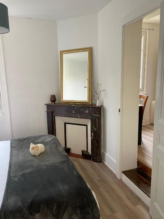 Location La Ferte, Calme Et Proximite Centre Ville Classe 3 Etoiles Lons-le-Saunier Eksteriør billede