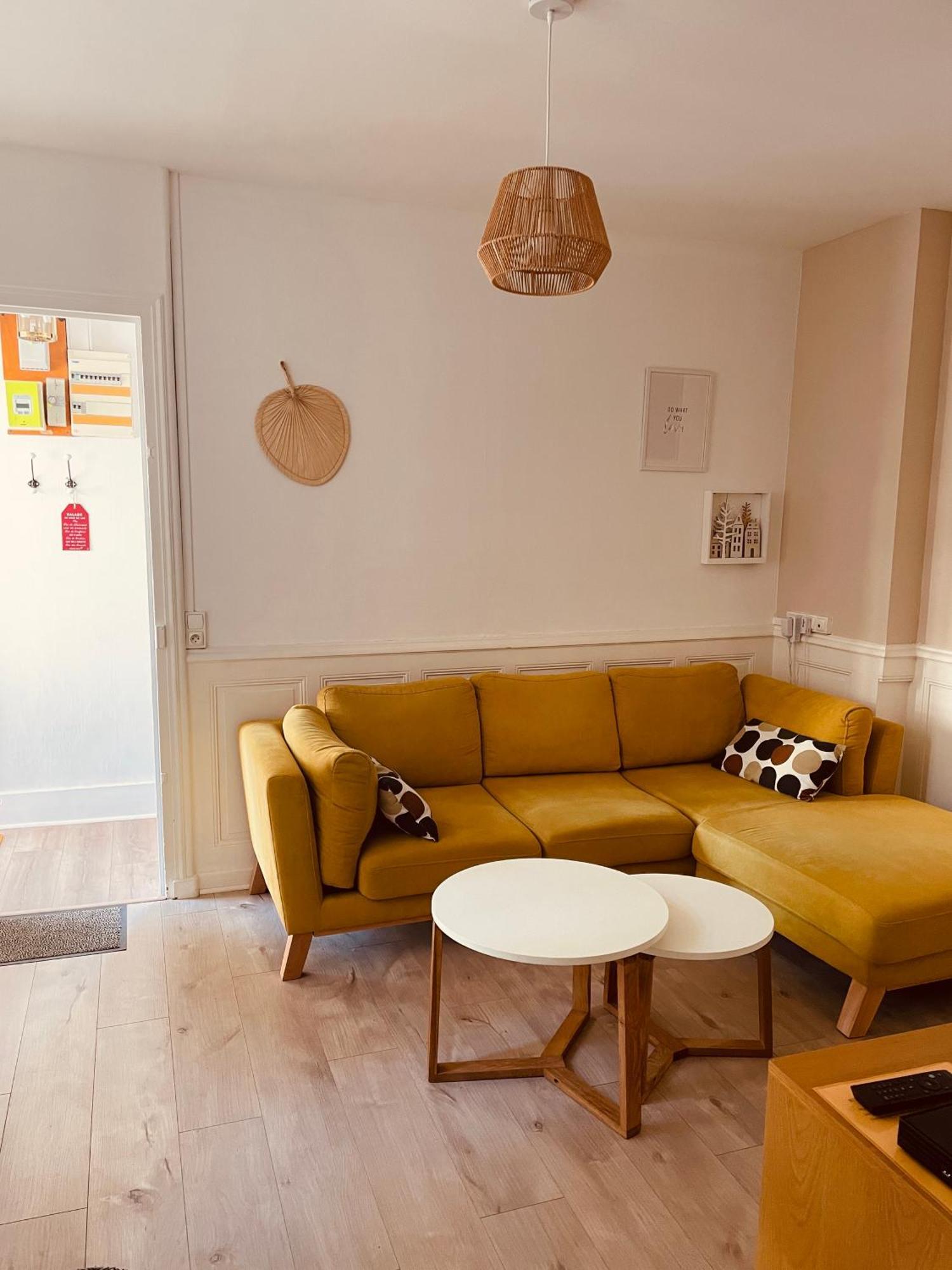 Location La Ferte, Calme Et Proximite Centre Ville Classe 3 Etoiles Lons-le-Saunier Eksteriør billede