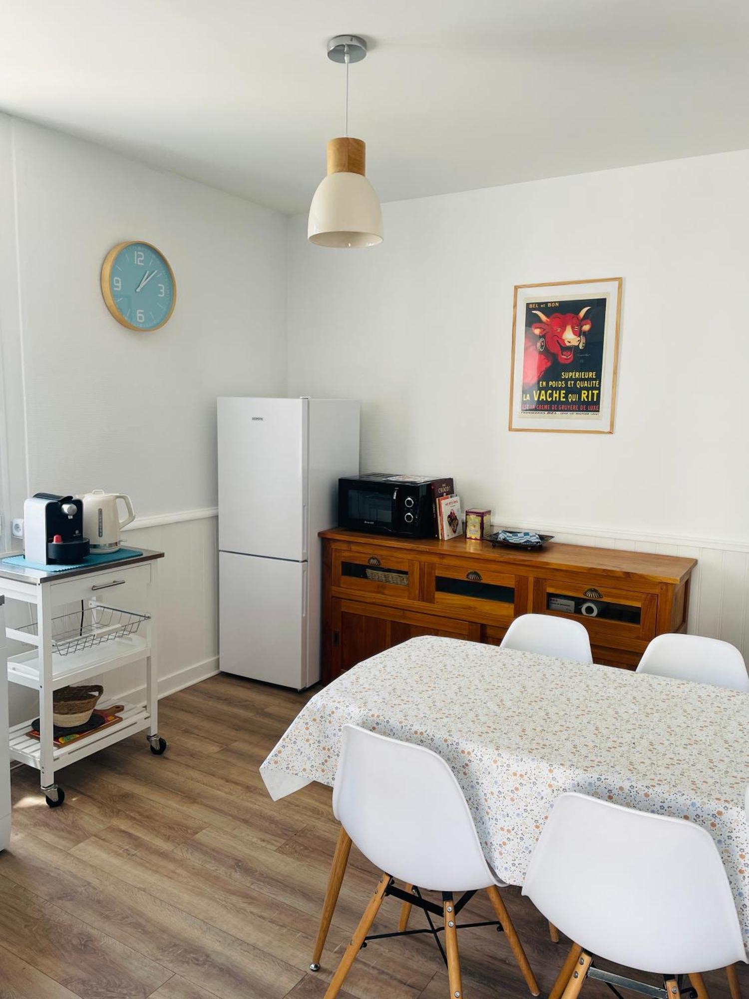 Location La Ferte, Calme Et Proximite Centre Ville Classe 3 Etoiles Lons-le-Saunier Eksteriør billede
